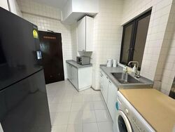 Bayshore Park (D16), Condominium #571404011